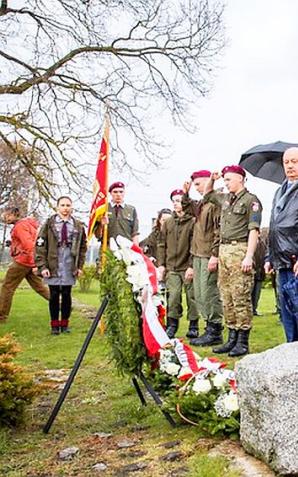 Historia Polski uczczona podczas wizyty delegacji Senatu na Litwie